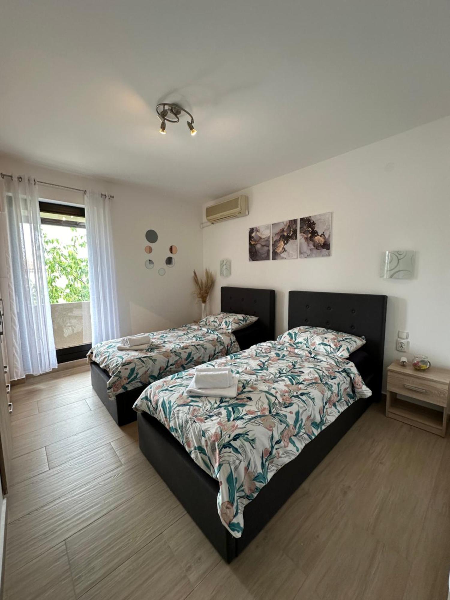 Apartment Karolina - Green Oasis Pula Ngoại thất bức ảnh